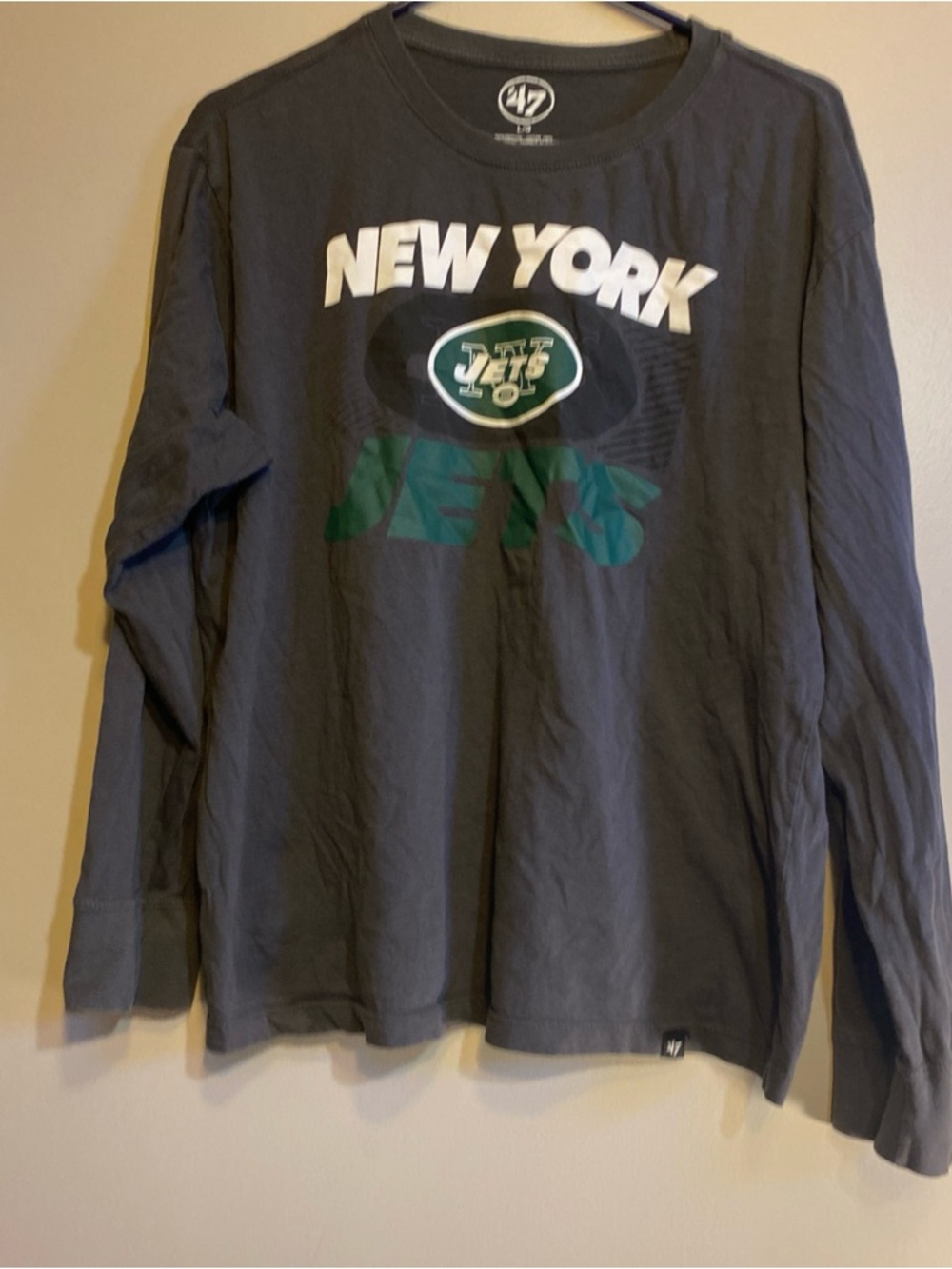 NFL New York Jets 47’ Brand Men’s L Long Sleeve Graphic Print Tee Black T-shirt‎